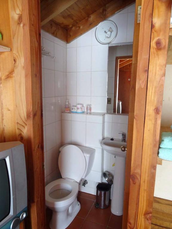 Hostal Maitahue Pucón Exteriör bild
