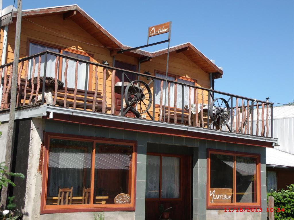 Hostal Maitahue Pucón Exteriör bild
