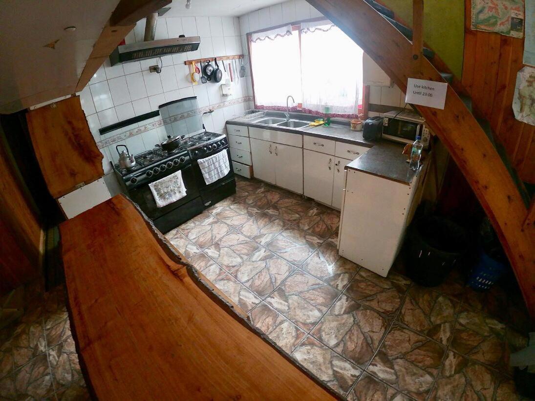 Hostal Maitahue Pucón Exteriör bild